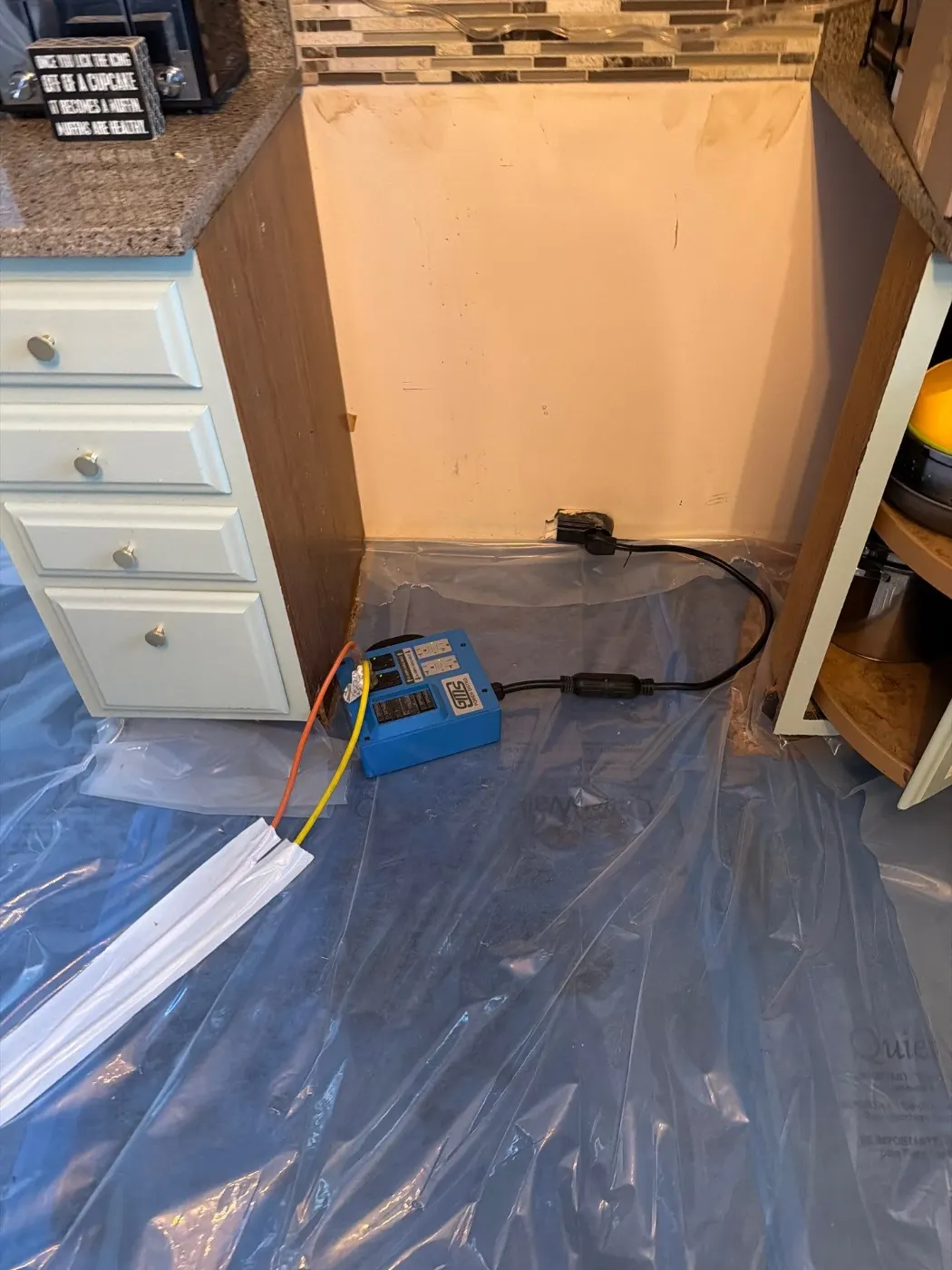 Air movers and dehumidifiers running in Hilltop Indiana home dry-out